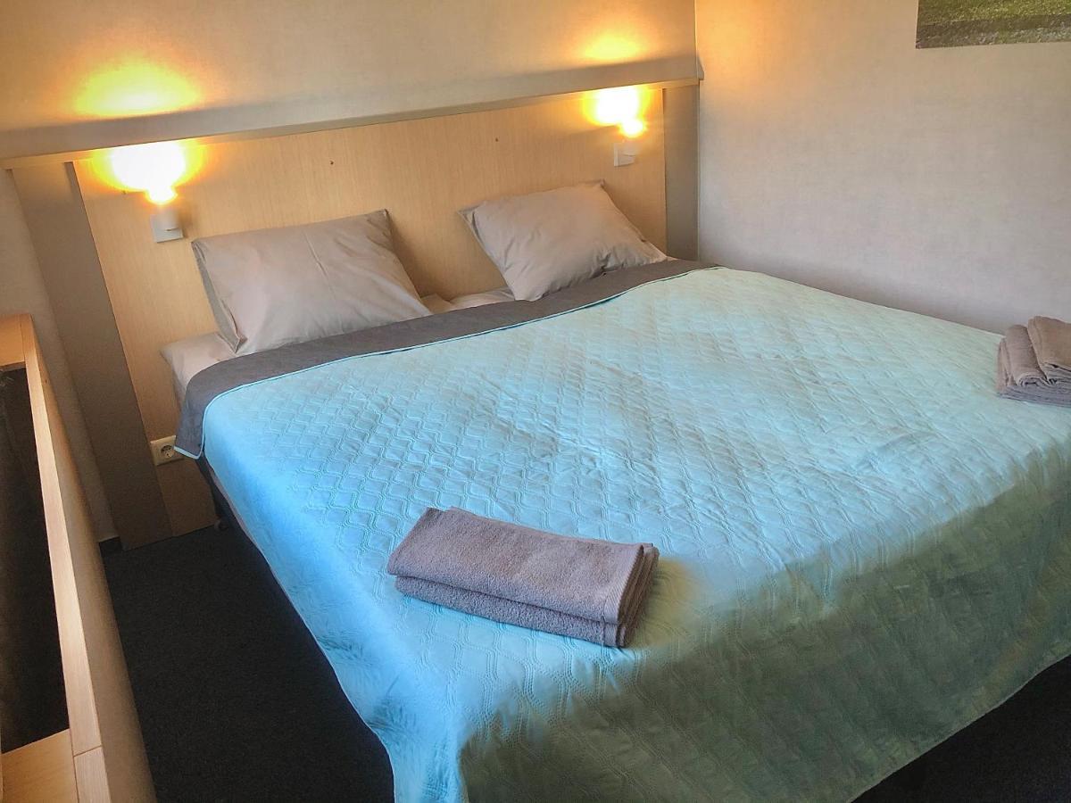 Hostel Sili Mezciems  Eksteriør bilde